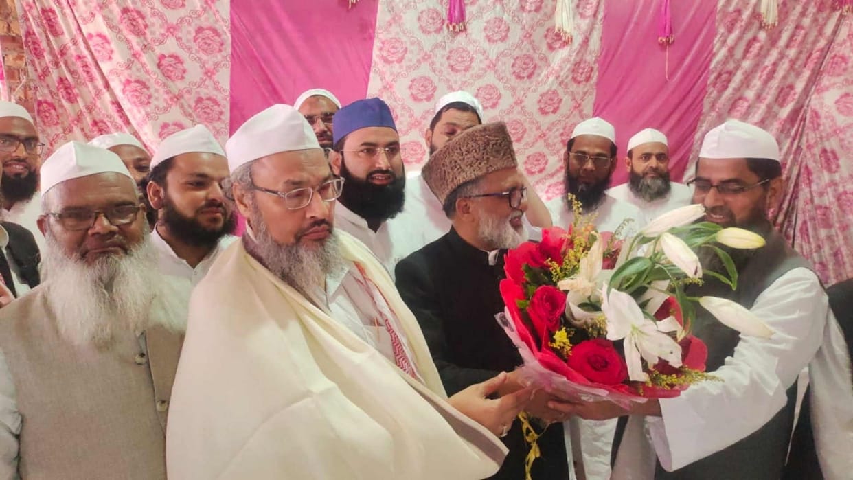 Uttarakhand Madrasa Board President Mufti Shamoon said- Vedas and Sanskrit will be taught in Madrasas