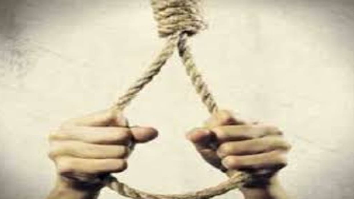 Medical student commits suicide by hanging in Delhi