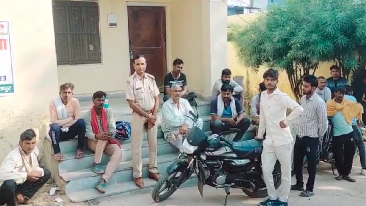 Bharatpur News Tractor driver injured by army truck dies during treatment