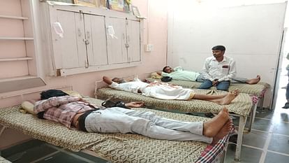 Jhansi News: 1000 लोग हुए फूड प्वाइजनिंग के शिकार, त्रयोदशी संस्कार में हुए थे शामिल One thousand people got food poisoning in Jhansi