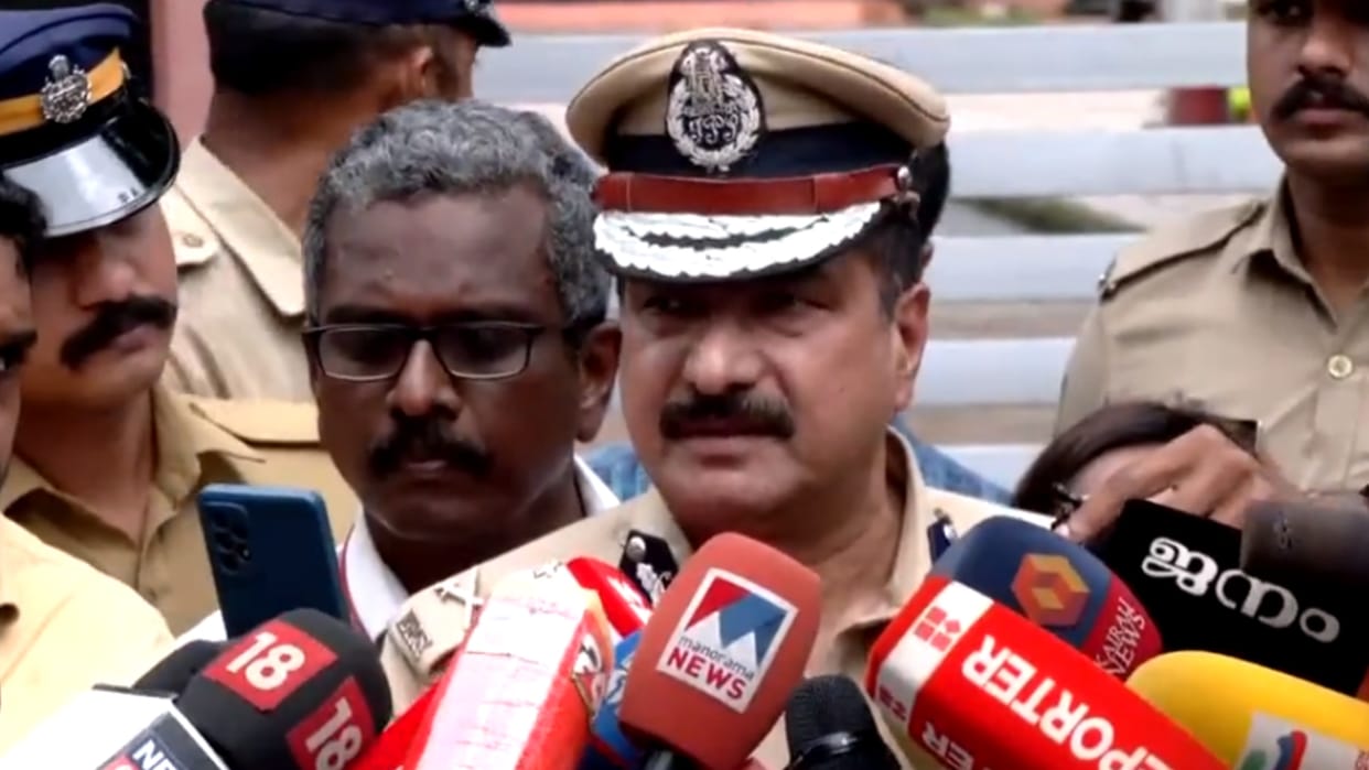 On Ernakulam bomb blast, Kerala DGP Sheikh Darvesh said that IED device was used in the blast.