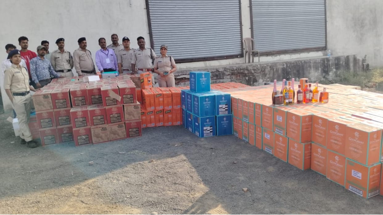 Sagar News: Excise department seized foreign liquor worth Rs 3.85 crore in Khurai,