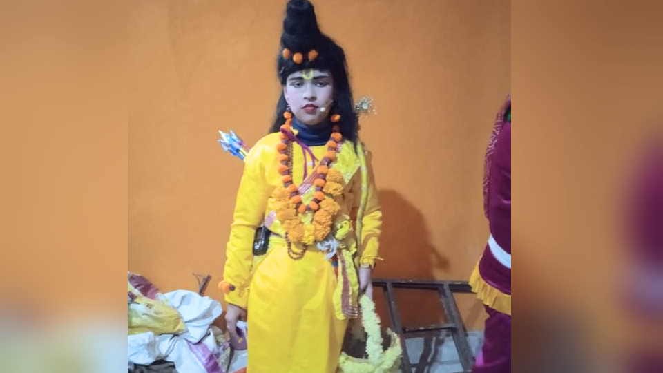 Uttarakhand Child artist Shivankur travelled 500 km away for Ramlila in Pithoragarh