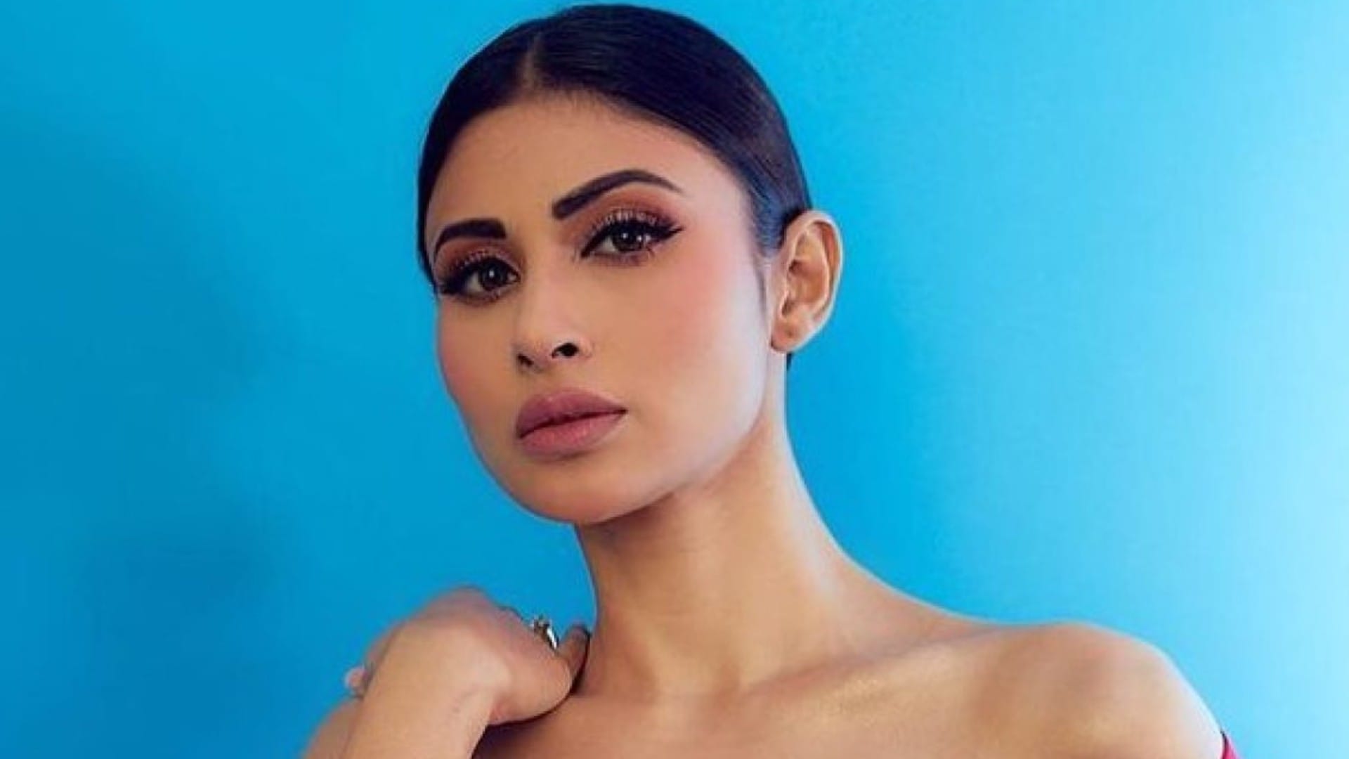Rupali Ganguly to Mouni roy Ronit Roy TV stars earn crores from business along with acting