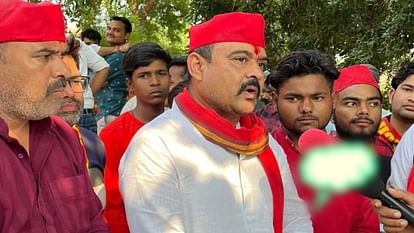 MP Elections 2023: सपा के टिकट पर चुनाव लड़ेंगे अजय दौलत तिवारी; बिगाड़ दिए कांग्रेस और भाजपा के समीकरण! MP Elections 2023: Ajay Daulat Tiwari will contest election on SP ticket; Spoiled equations of Congress n BJP