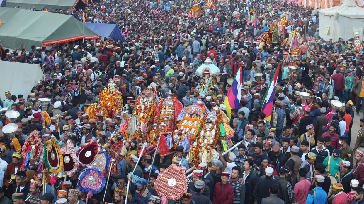 International Kullu Dussehra 2023 300 devi devta pays obeisance at Raghunath