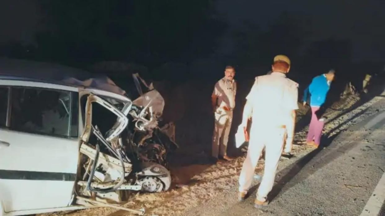 Rajasthan Road Accident News: Seven People Died In Collision Between Truck And Car in Hanumangarh