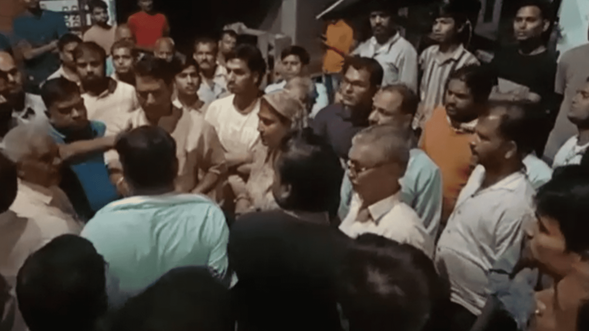 सर्राफा व्यापारी की बदमाशों ने गोली मारकर की हत्या