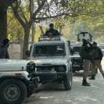 पुलवामा में पहुंचे सुरक्षाबल