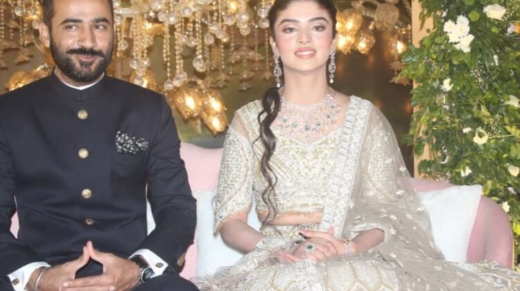 UP : पंजाब के खेल मंत्री गुरमीत सिंह हेयर ने मेरठ की गुरवीन से की सगाई, समारोह में कई राजनीतिक हस्तियां शामिल