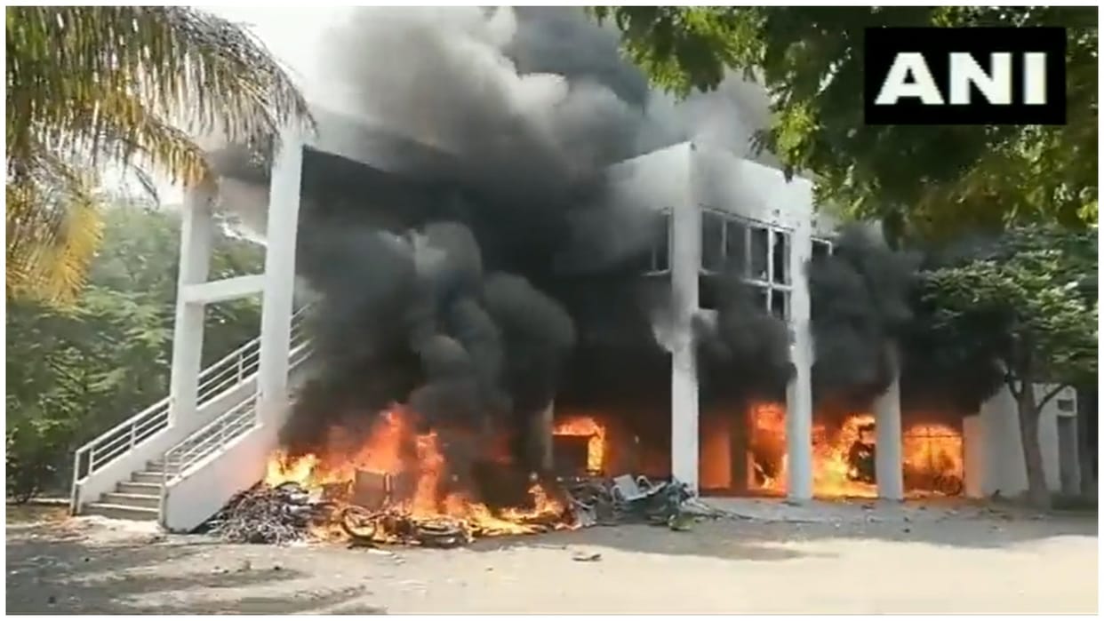 Maratha quota supporters torch municipal council building, target office, home of 2 MLAs