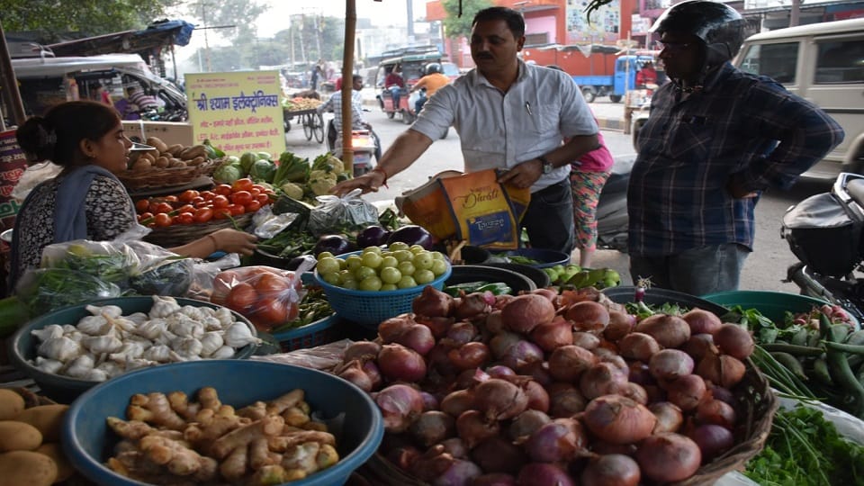 Onion Rates: Onion being sold Rs 80 per kg Moradabad, after Navratri rate increased two and half times