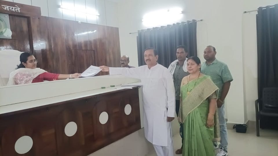 CG Election 2023 The path to victory is not easy for Congress in Mungeli