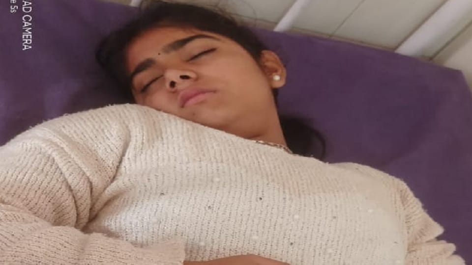 College student fell from moving roadways bus in Hansi, tire passed over her, foot slipped while climbing