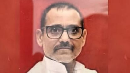 Lucknow : अखिलेश यादव के साथ साइकिल यात्रा में सपा कार्यकारिणी के सदस्य रवि भूषण को पड़ा दिल का दौरा, मौत SP senior leader Rajan Yadav died during PDa cycle yatra in Lucknow.