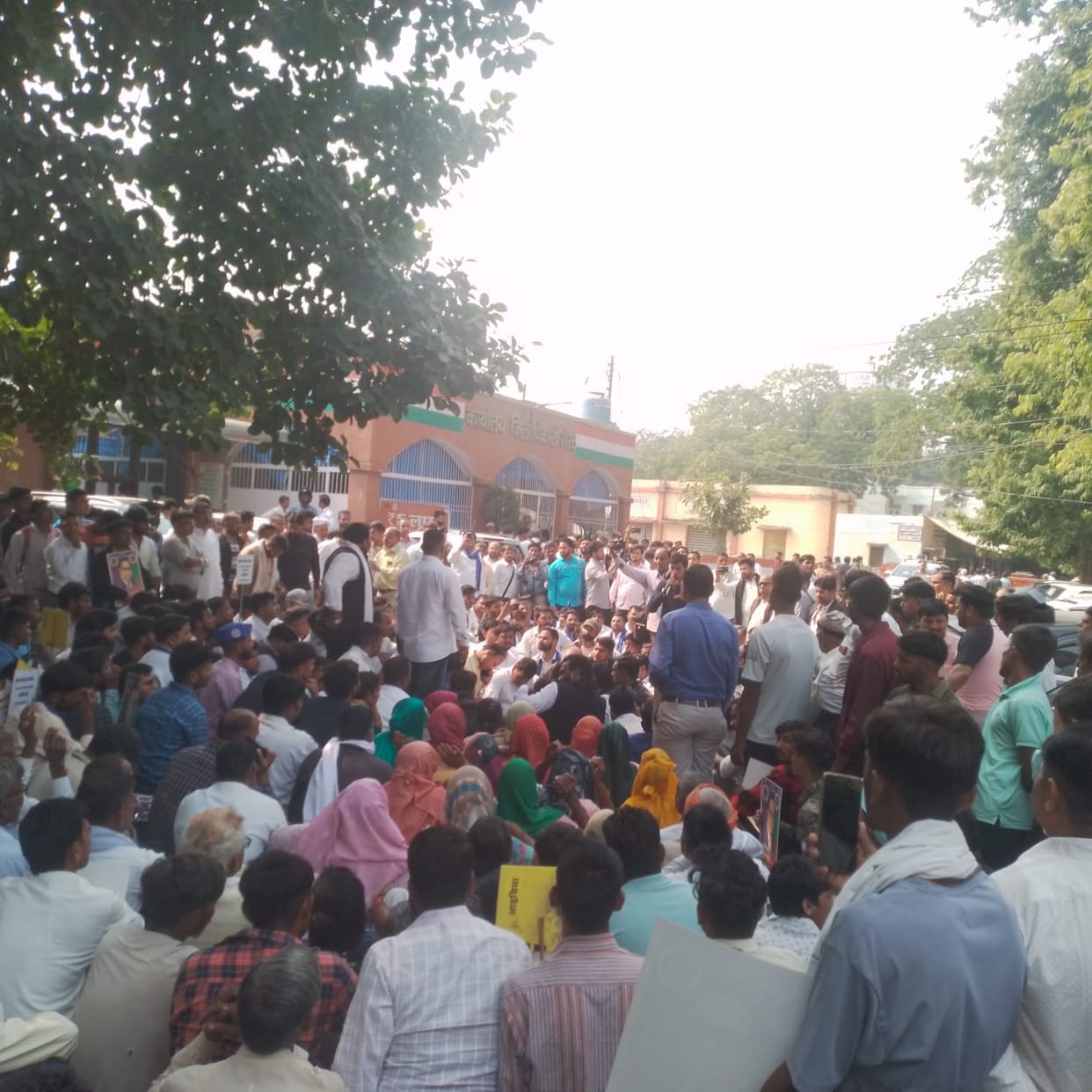 Meerut: Bhim Army protest at the collectorate regarding Indrashekhar Jatav murder case