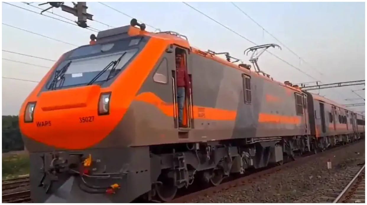 Video Of Vande Sadharan Goes Viral, five Points On New Series Of Trains