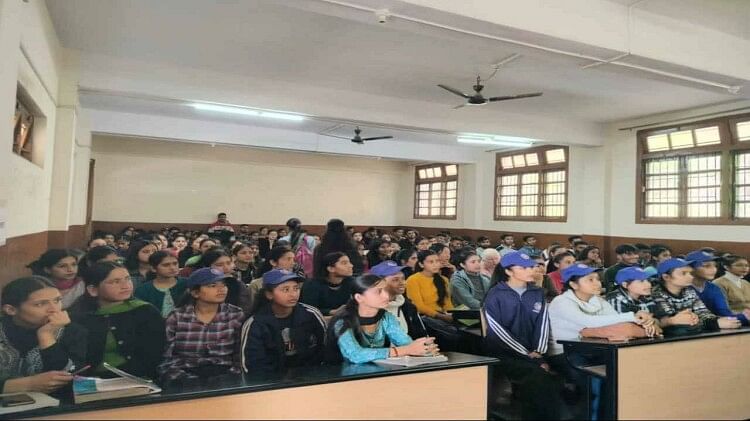 Iron man Sardar Vallabhbhai Patel remembered in Solan College