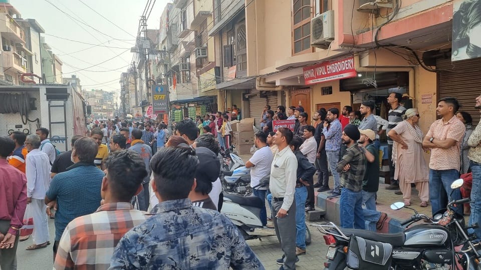 Fire breaks out in the fourth floor of a salt trader house in rudrapur