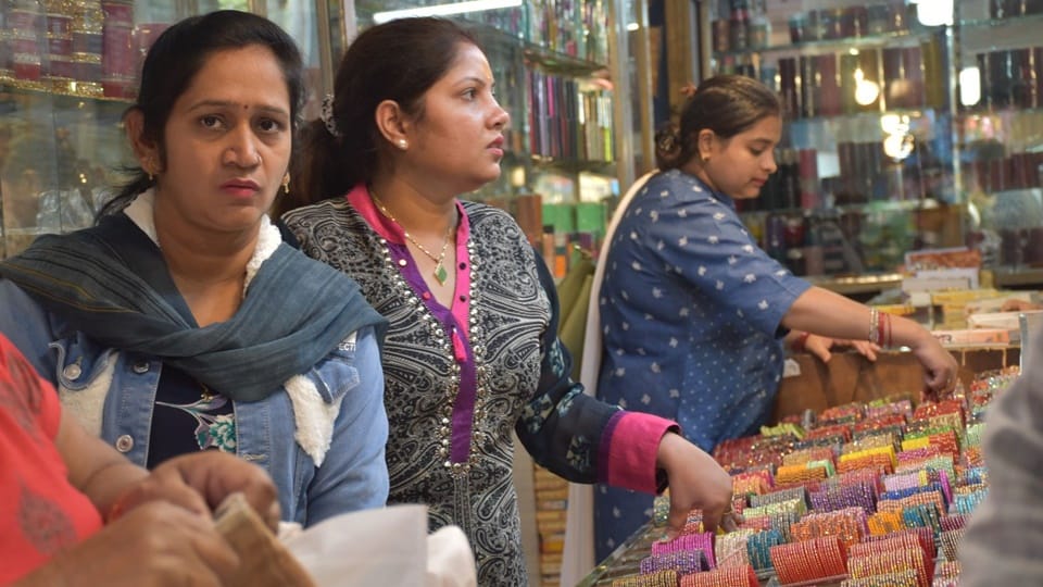 Karwa Chauth 2023: Preparations Karwa Chauth completed, auspicious time in Moradabad will start from 5 pm