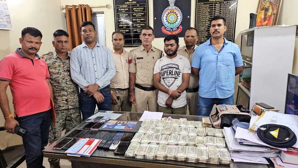 Jagdalpur Police biggest action against betting betting king arrested