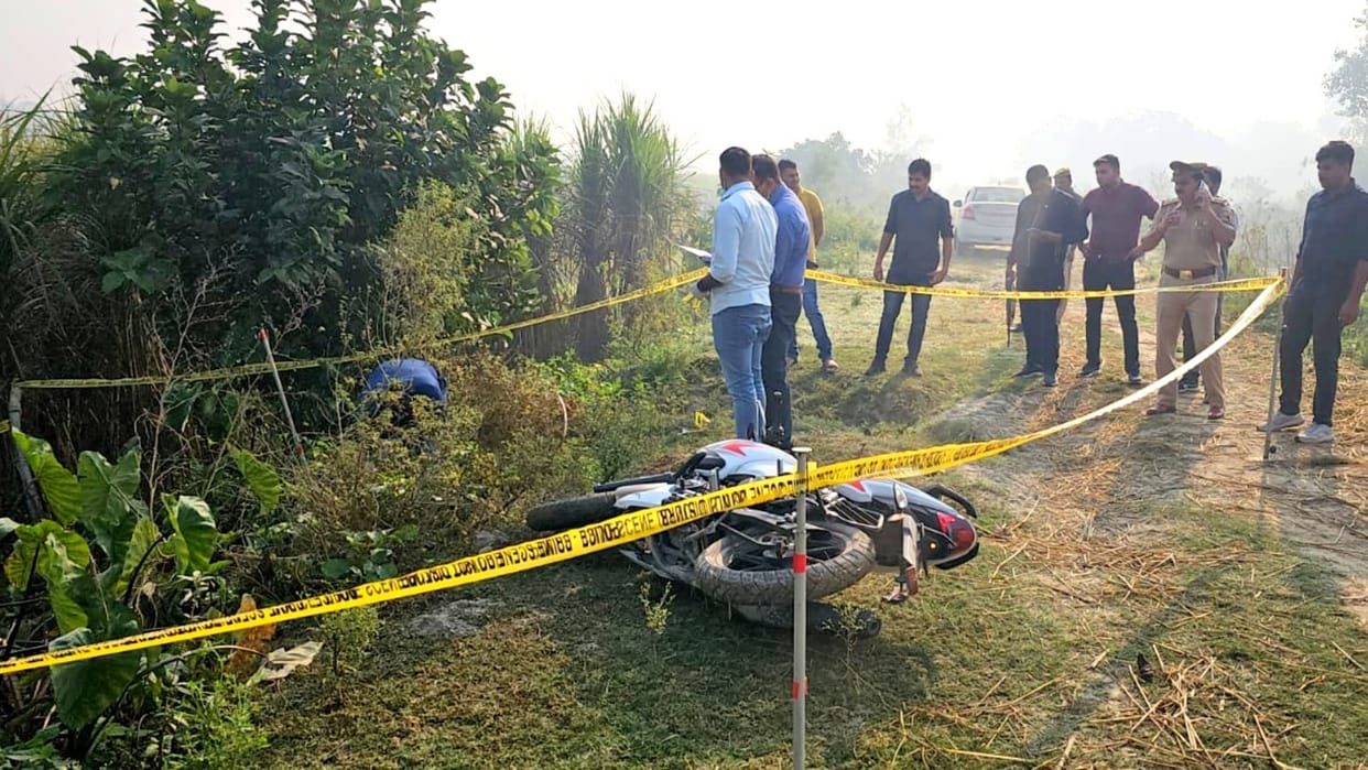 Police encounter in Manpur thana Kshetra in Sitapur.