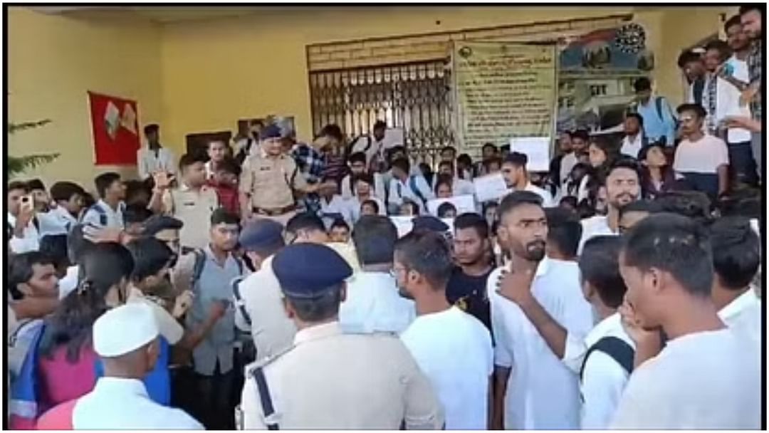 Bihar students protests against school administration over not allowing them to sit for exam