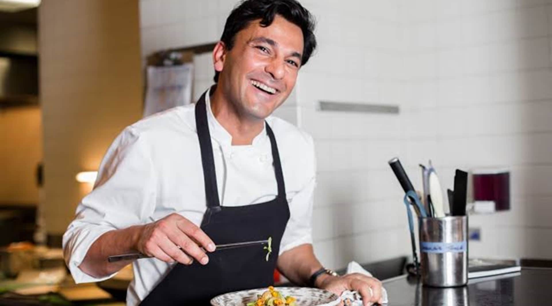 Chef Vikas Khanna Know about Master Chef Judge he started cooking Chole Bhature at the age of 11 his journey