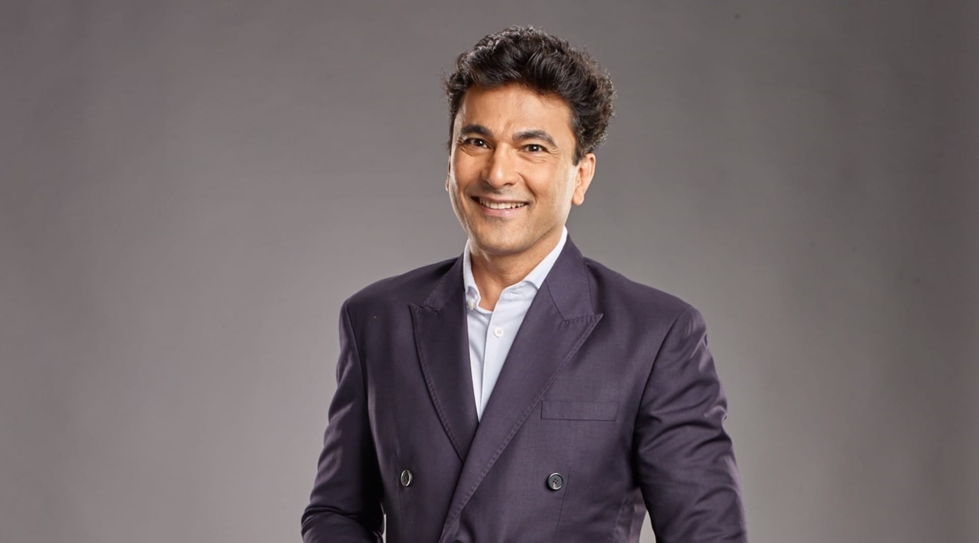 Chef Vikas Khanna Know about Master Chef Judge he started cooking Chole Bhature at the age of 11 his journey
