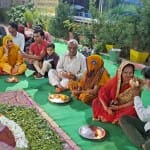 जिला कारागार में करवा चौथ व्रत करते बंदी