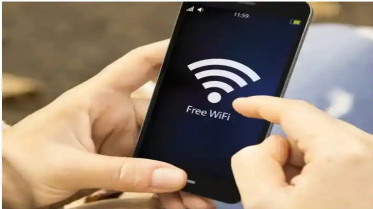 Free WiFi In Prayagraj: Cities are using 18 TB data for free every month, facility available at 10 places