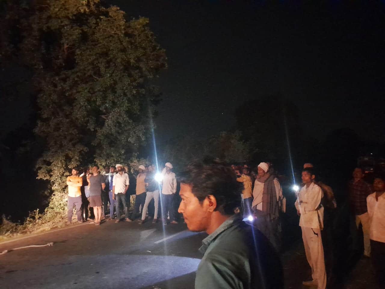 Five people of the same family including three generations died in Hardoi accident, See painful pictures