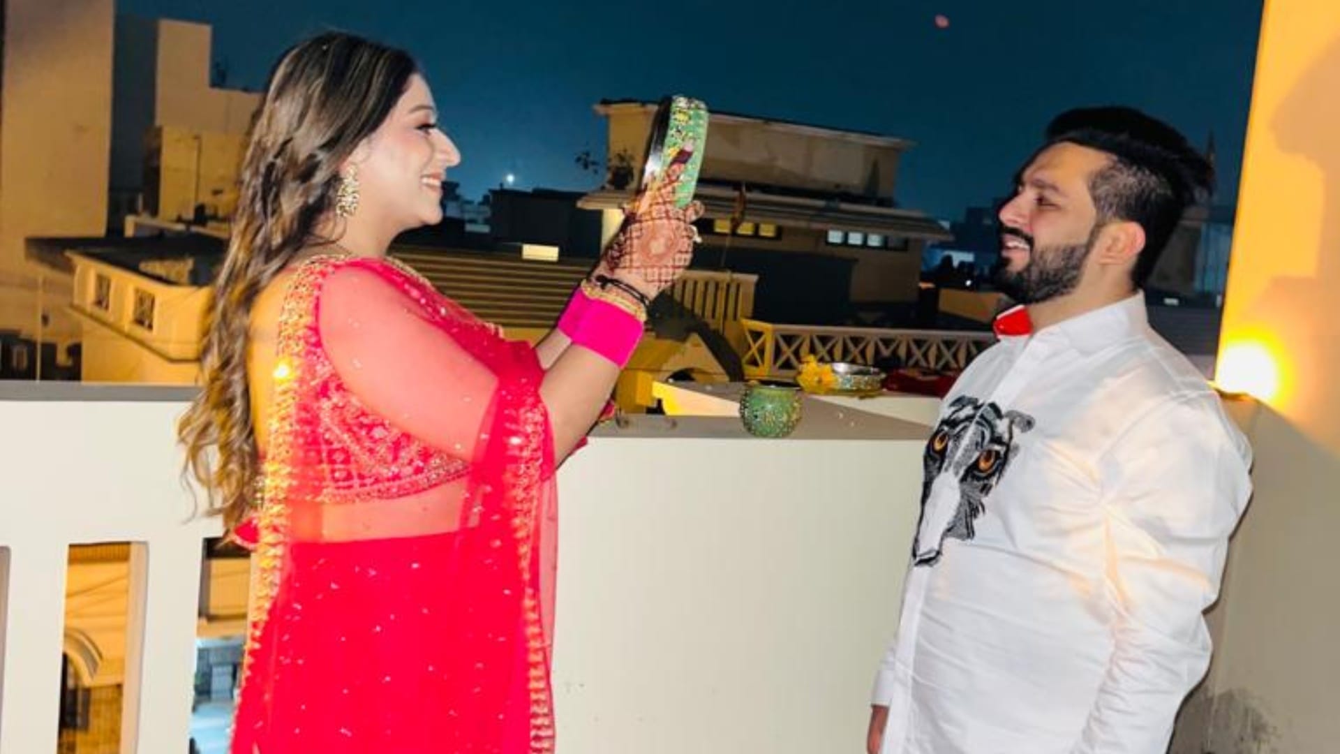 Married women open their fast by looking at the moon In Haryana Punjab and Chandigarh
