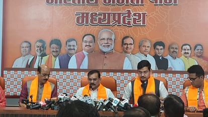 MP Election 2023: कांग्रेस के जय वीरू पर बोले वीडी शर्मा, कहा- जनता जानती है दोनों घोषित चोर थे MP Election 2023: VD Sharma spoke on Congress Jai Veeru said- public knows both were declared thieves