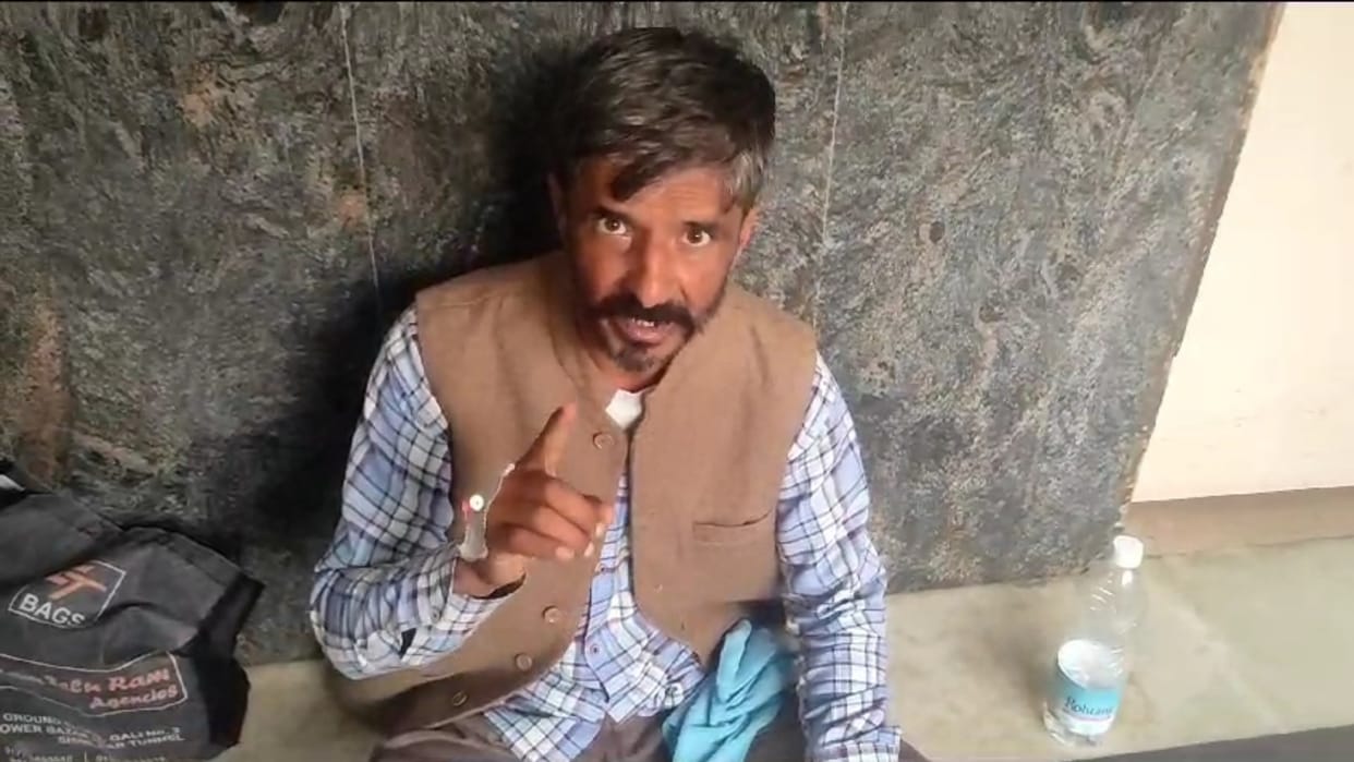 Shimla News: Patient sits on dharna at IGMC Hospital Shimla