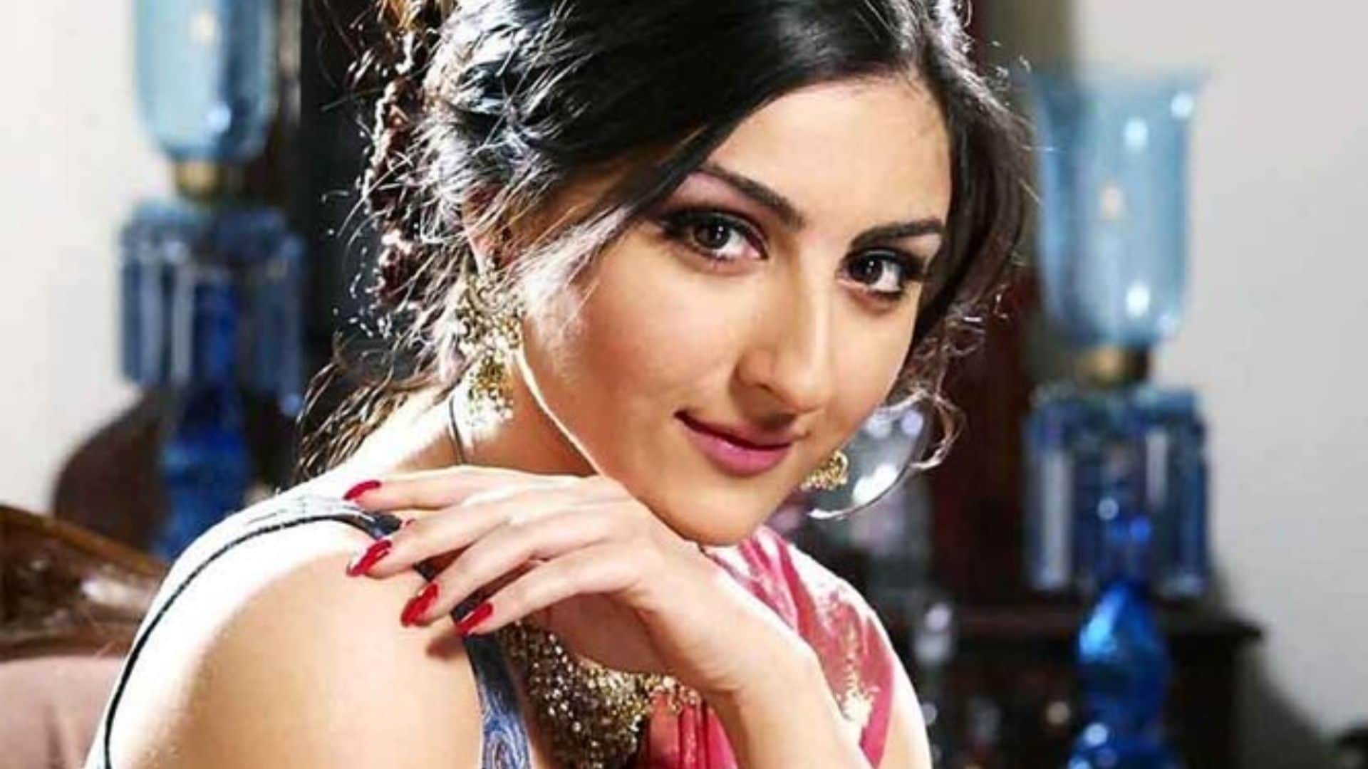 Karwa Chauth 2023 Soha Ali Khan Diya Mirza Manayat Dutt Sussanne Khan These Muslim actresses keep Fast