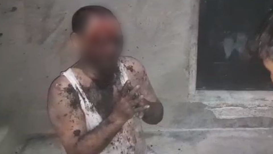 attempt to molest 14 year old girl people caught the accused in Bareilly