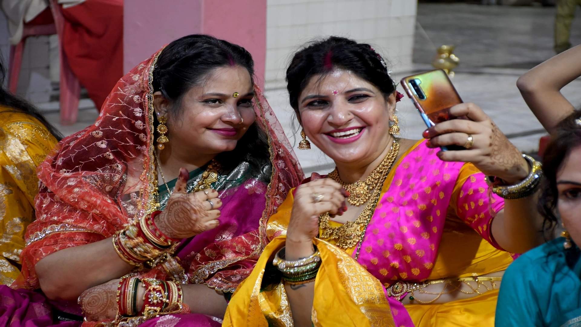 Karva Chauth in pictures: Nirjaal fast observed for husband's longevity, Arghya offered to the moon