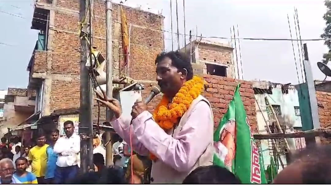 Bihar: After Thakur controversy lalu yadav rjd party mla made indecent remarks on Brahmins