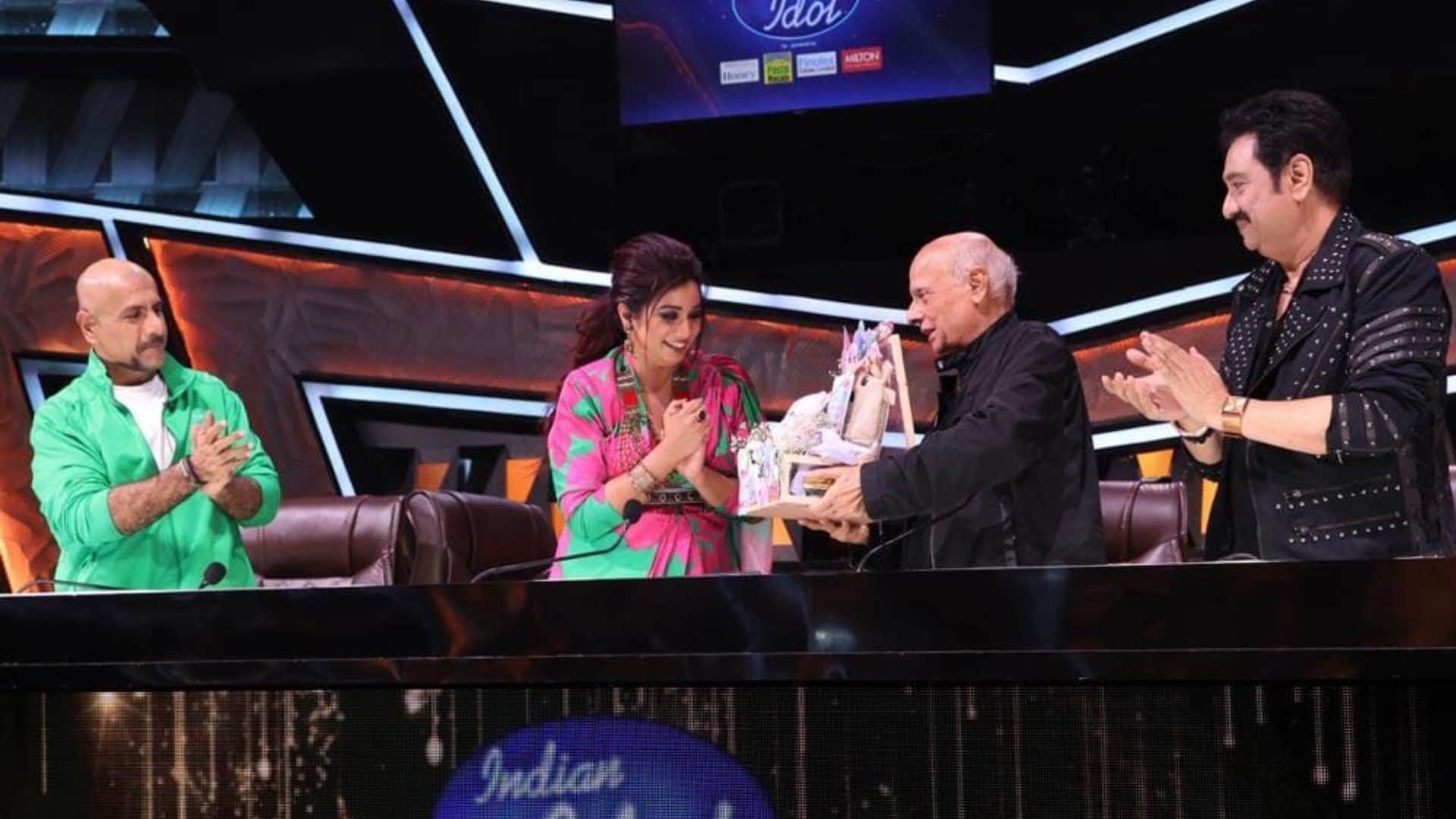 Indian Idol 14 Shreya Ghoshal showers love on Alia Bhatt Ranbir Kapoor daughter Raha congratulate Mahesh Bhatt