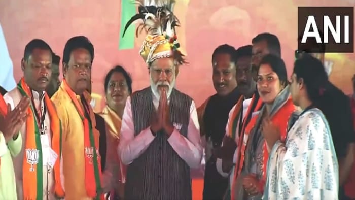 PM Modi said in Kanker meeting - Congress and development together is not possible