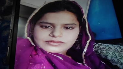 Aligarh: पांच माह की गर्भवती पत्नी का गला घोंटा, थाने पहुंचा पति, हत्या की यह वजह आ रही सामने Five months pregnant wife strangled to death