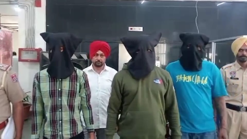 Moga police arrested three accused with pistols