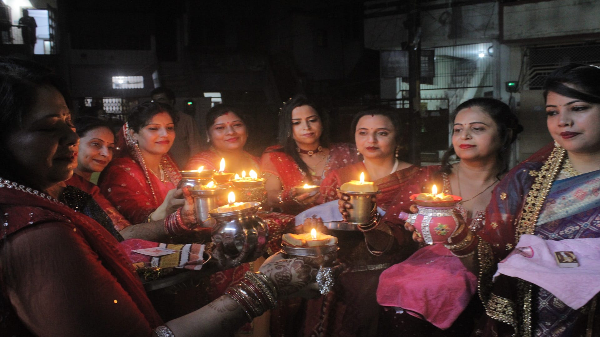 Karva Chauth in pictures: Nirjaal fast observed for husband's longevity, Arghya offered to the moon