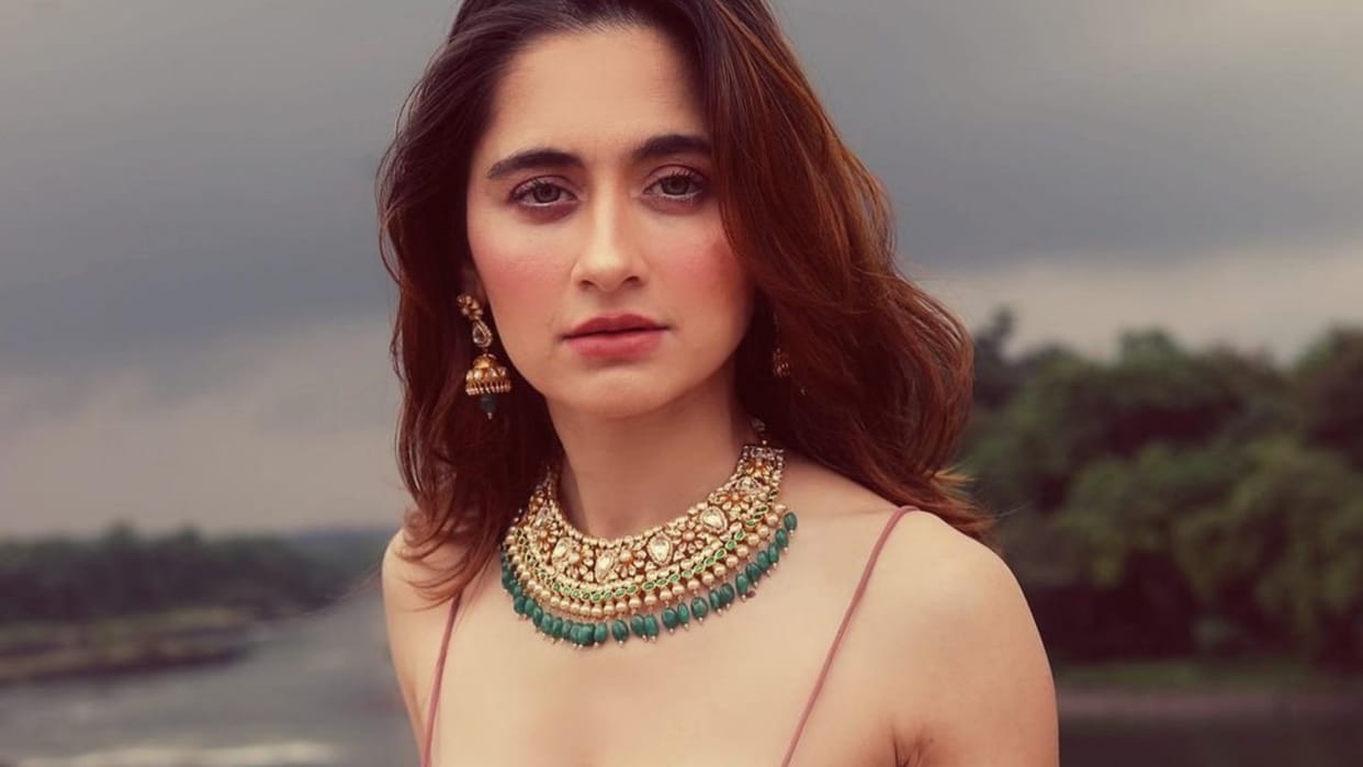 Sanjeeda shaikh to play important role in hrithik roshan deepika padukone starrer film fighter