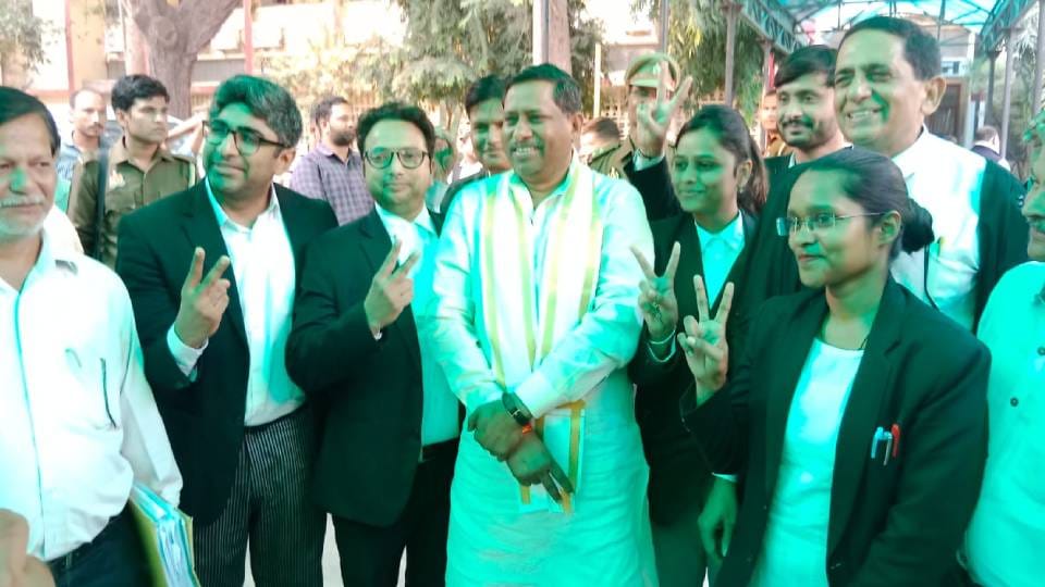 lower court sentencing decision was cancelled in case of BJP MP Ram Shankar Katheria