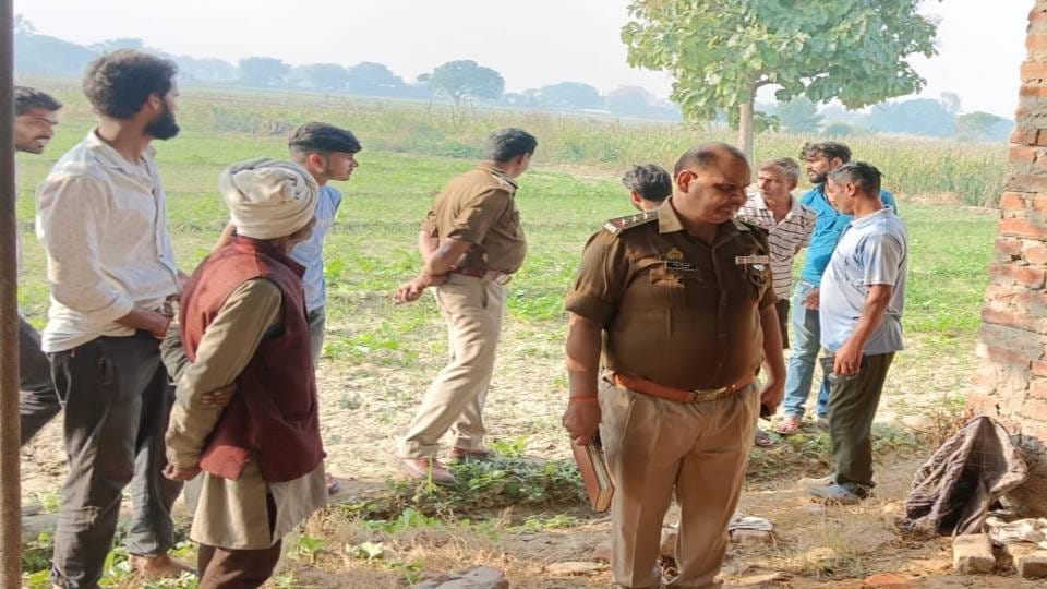 case has come to light of cattle rearer being held hostage and doing sodomy with cow In Mainpuri