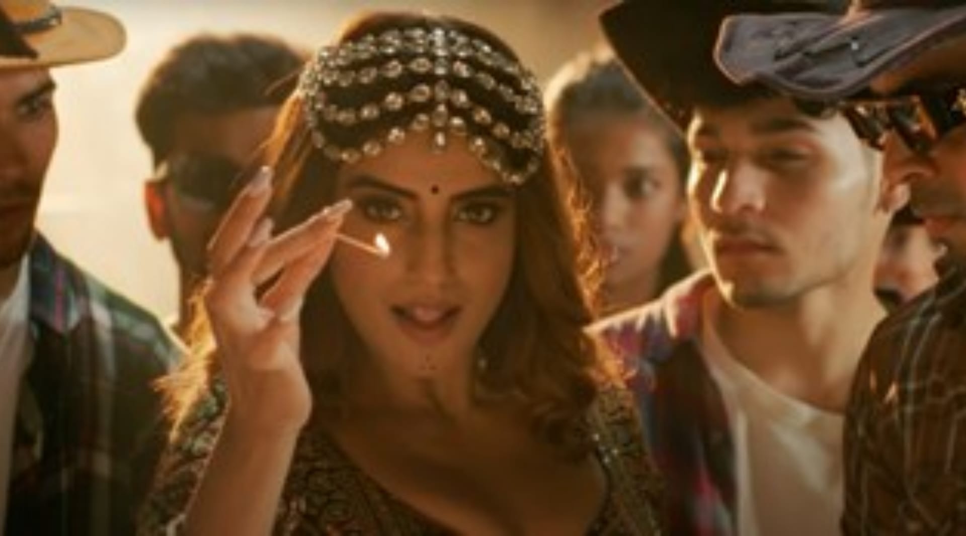 after shilpa shetty Akshara singh drops a news song bihar lootne watch video and read details inside