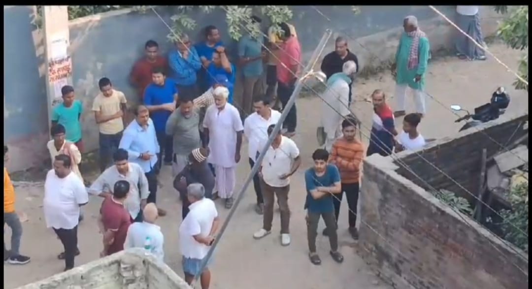 Bihar: robbery in Bankers Colony, Darbhanga, bank employee beaten to death when he protested; cash jewelery