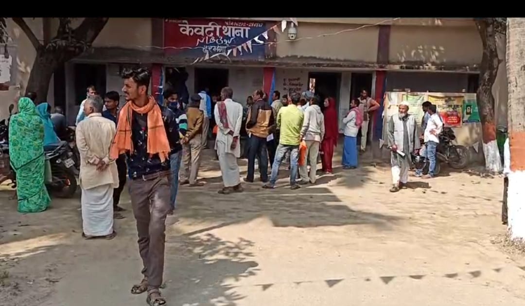 Bihar: Youth murdered in Darbhanga, family members said - girlfriend was asking for cash to take up the case